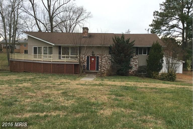 1st image of 100 Pinehurst Dr