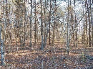 107 Squire Ln #114, Madison, NC 27025