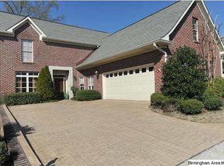 2617 Manchester Ct, Vestavia Hills, AL 35216