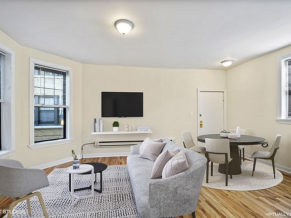 4th image of 719 W Barry Ave #1B-1Ba