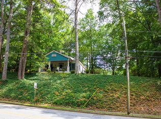 2154 Rugby Ave, College Park, GA 30337