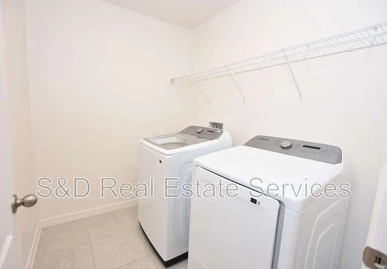 3913 Academia Ave — Photo 21