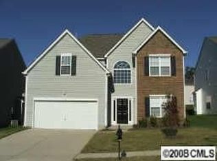 9527 Currier Rd, Charlotte, NC 28215