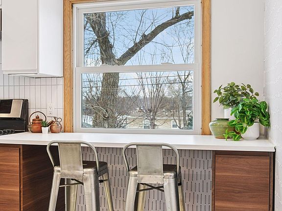 5th image of 9015 Stanlen Rd