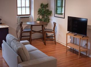 711 S 23rd St #2F, Philadelphia, PA 19146