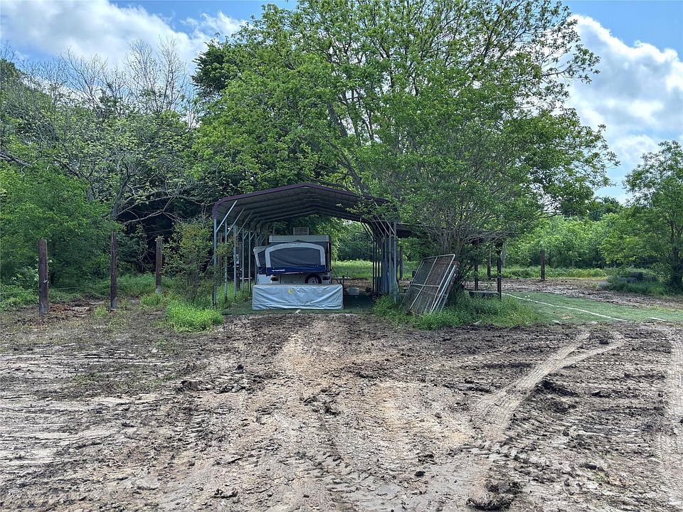 1st image of 161 Powell Rd