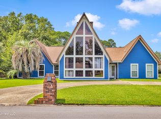 3407 Parliament Dr, Ocean Springs, MS 39564