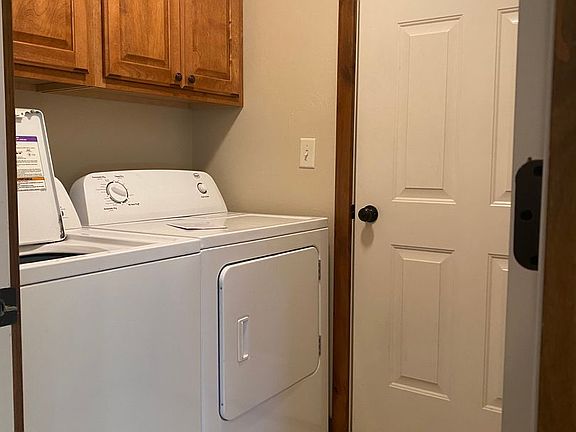 2nd image of 151 Covey Ct APT B