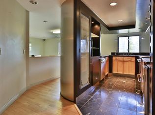 4162 Post Rd APT 11, East Greenwich, RI 02818