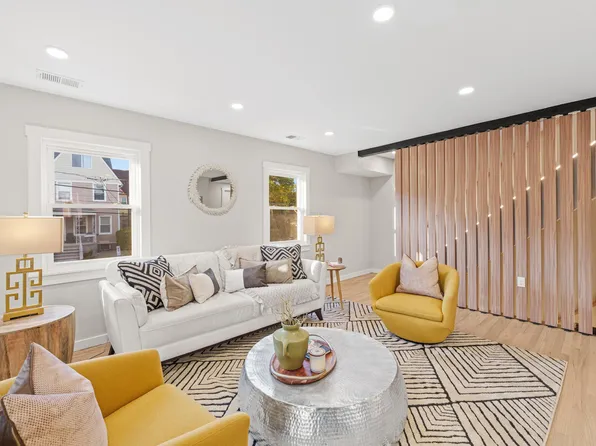 312 Garfield Avenue image 9 of 24