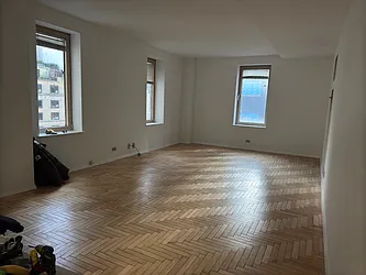 Rented by Theofanis Farserotis, LREB