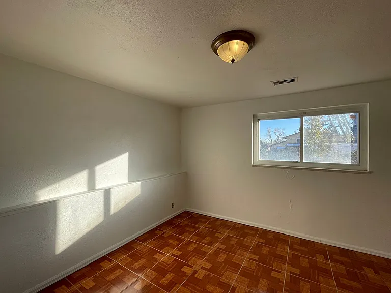 1125 W 96th Ave — Photo 11