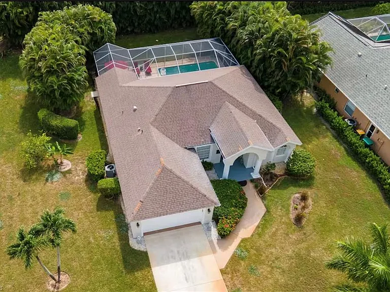 1537 Vintage Ln — Photo 6