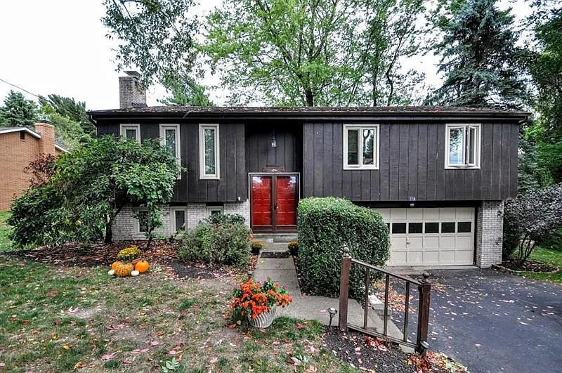 119 Grandview Ave photo 1