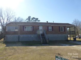 240 E Old County Rd, Belhaven, NC 27810