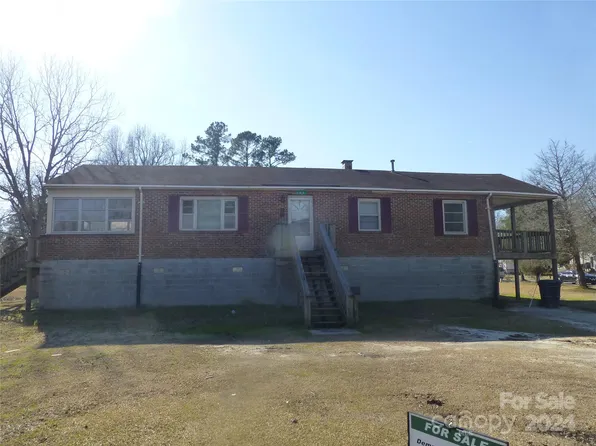 240 E Old County Rd, Belhaven, NC 27810