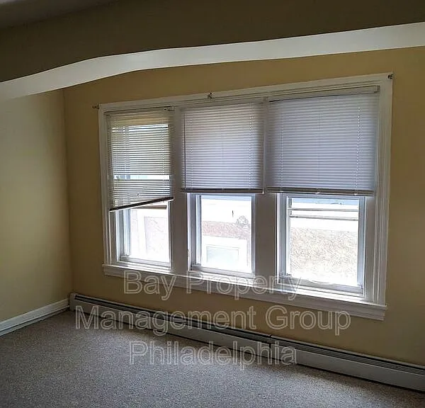 134 W Mount Pleasant Ave #2 — Photo 4