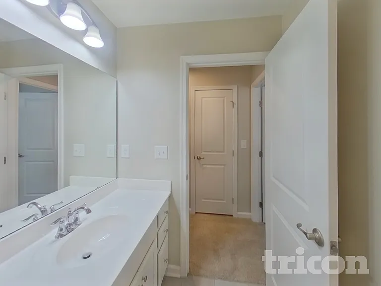 1302 Harkey Creek Dr — Photo 15