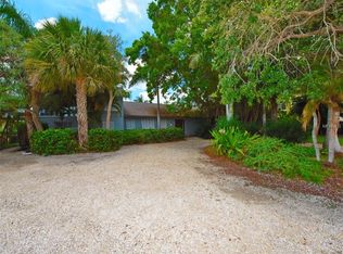 324 Sunrise Dr, Nokomis, FL 34275