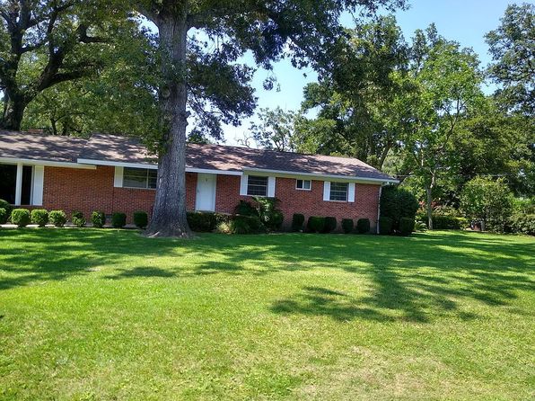 210 Topeka Rd