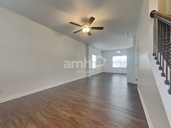 4th image of 4845 Billingsgate Ln