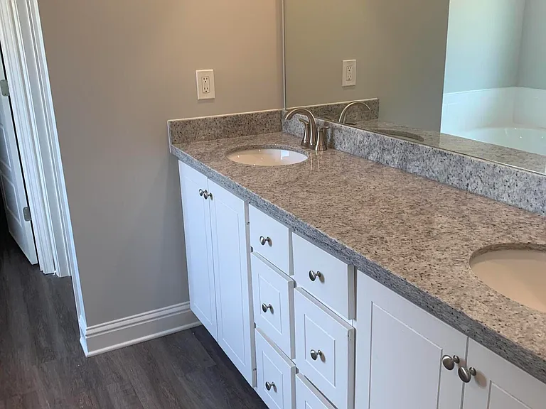 624 Westfield Dr — Photo 12