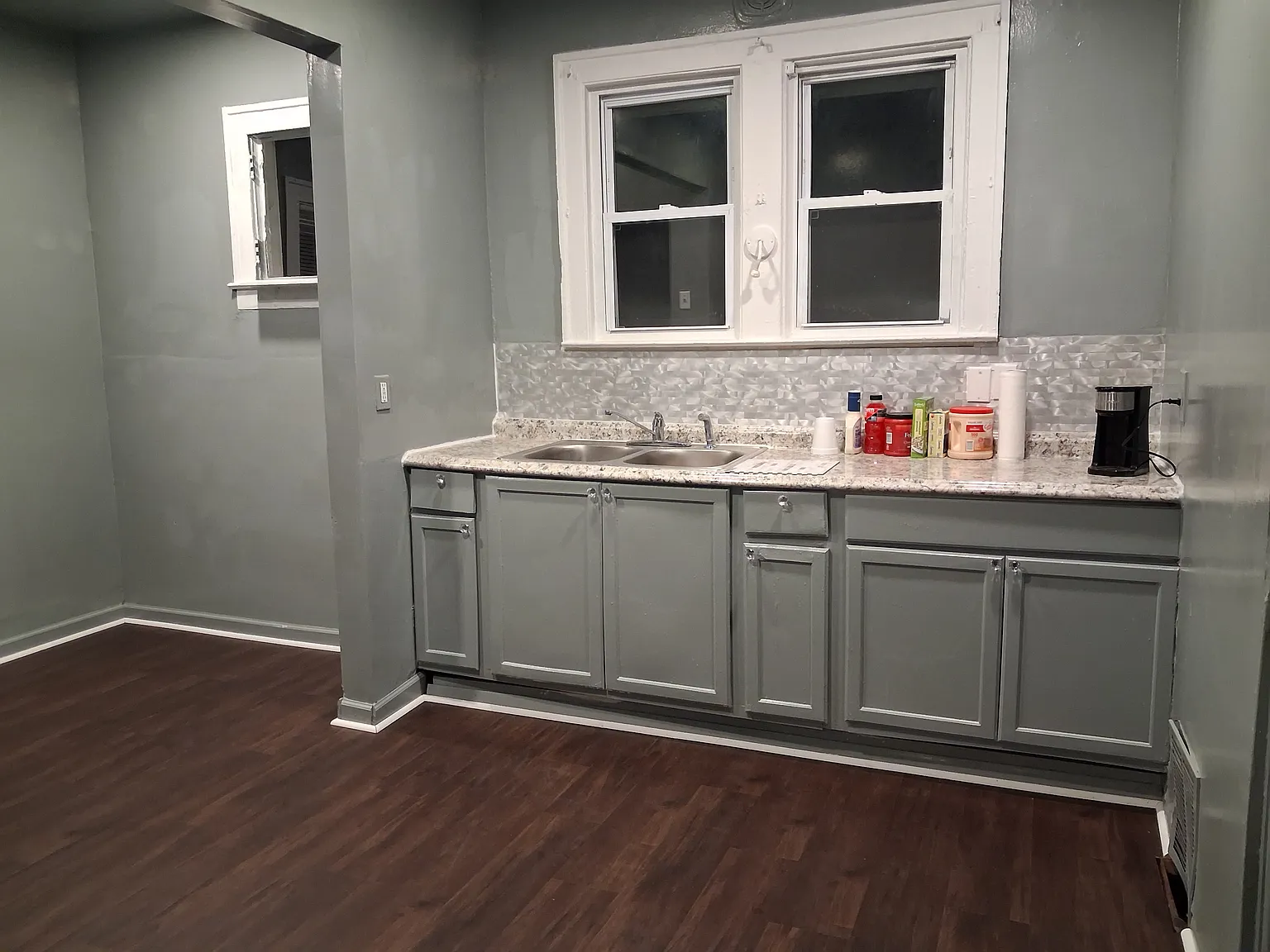 3 bed, 1.5 bath, 1330 sqft, $1,400 — Photo 4