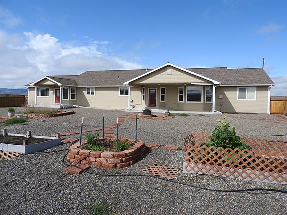 2nd image of 150 Desert Vista Ct