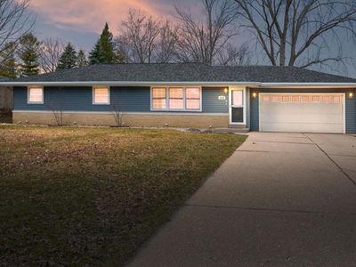 3355 South El Sirroco DRIVE, New Berlin, WI, 53151
