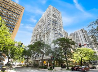 5757 N Sheridan Rd APT 19B, Chicago, IL 60660