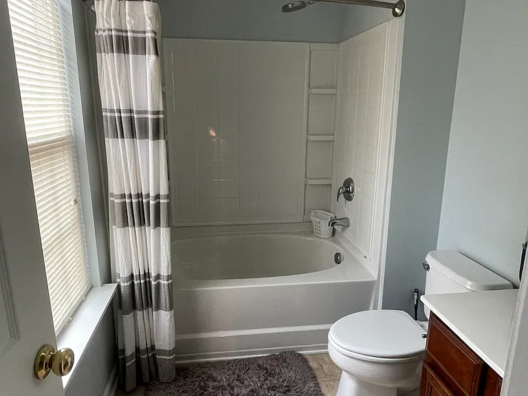 15545 Stronvar House Ln — Photo 10