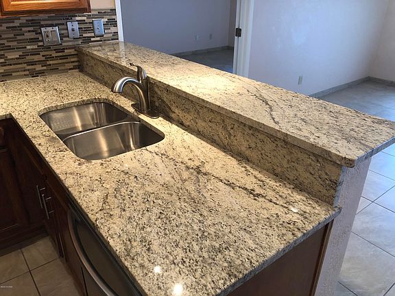 4th image of 5564 N Carnelian Dr