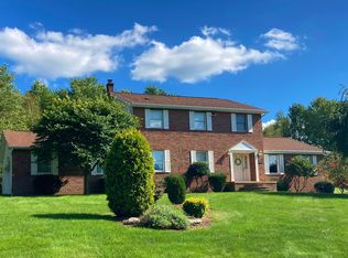 712 Park St, Mayfield, PA