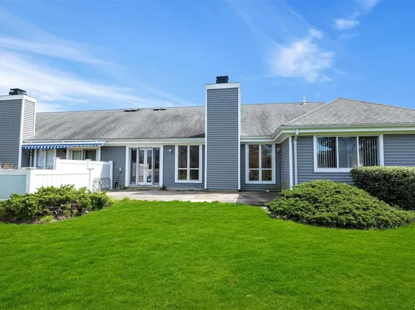 355 Seabreeze #355, Moriches, NY 11955
