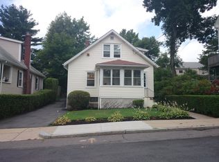 5 Bobolink St, West Roxbury, MA 02132