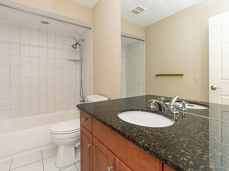 1113 N Old Woodward Ave #38 — Photo 20