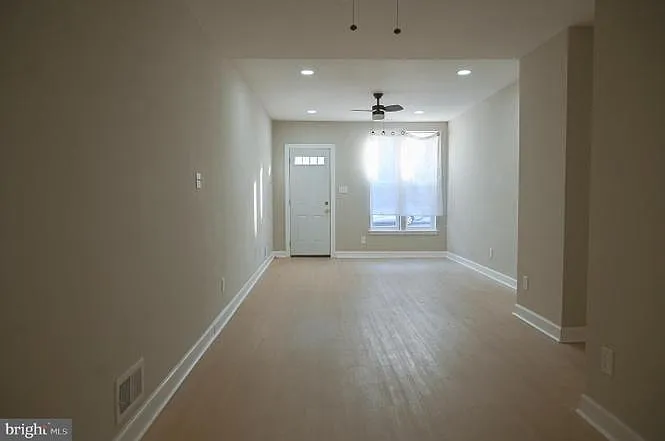 2214 E Fayette St — Photo 21