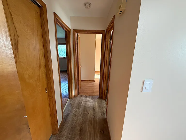 703 E Harding Dr — Photo 19