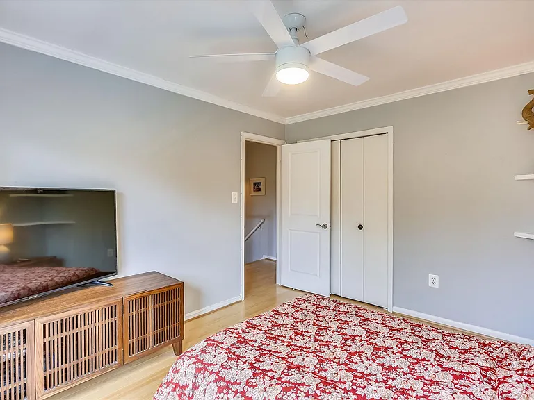 1755 Glastonberry Rd — Photo 70