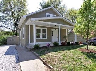 230 E Jackson Rd, Saint Louis, MO 63119