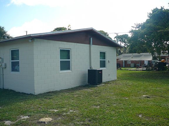 5th image of 2703 Avenue H
