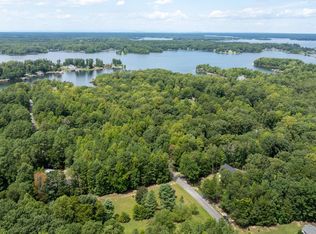 7 Hickory Ln, Bumpass, VA 23024