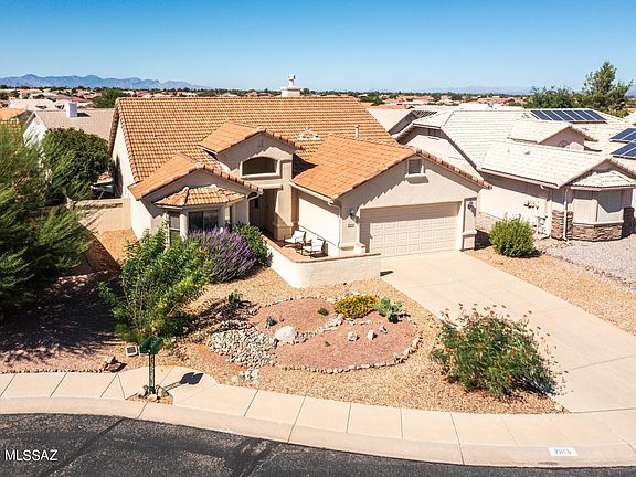 4th image of 2055 Deepwood Cir