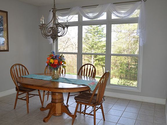 5th image of 189 Heron Ct