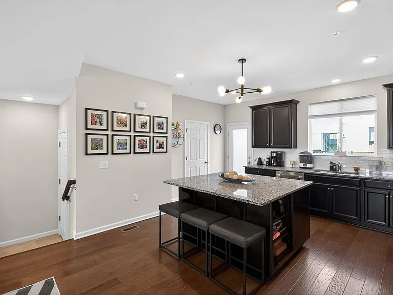 342 South Dr — Photo 10
