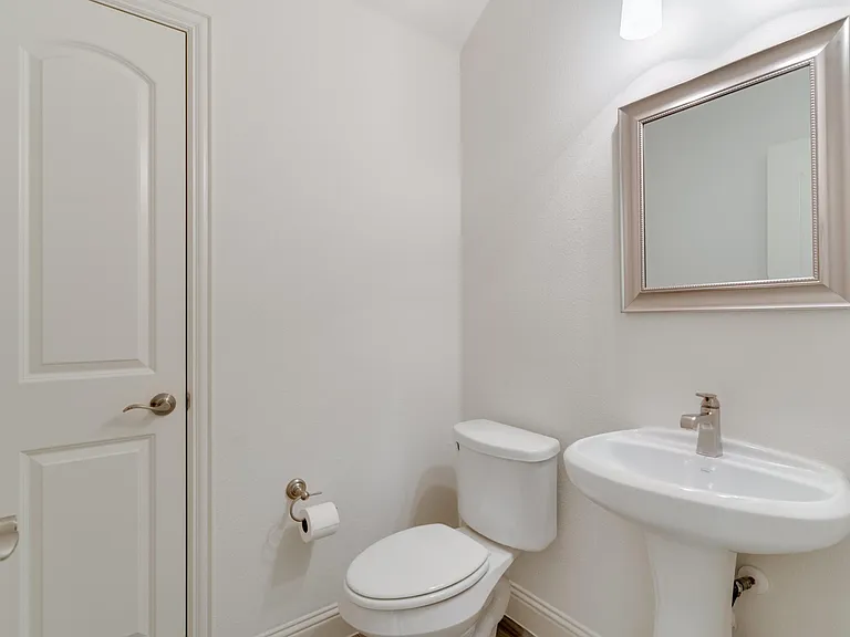 4690C Rhett Ln — Photo 17