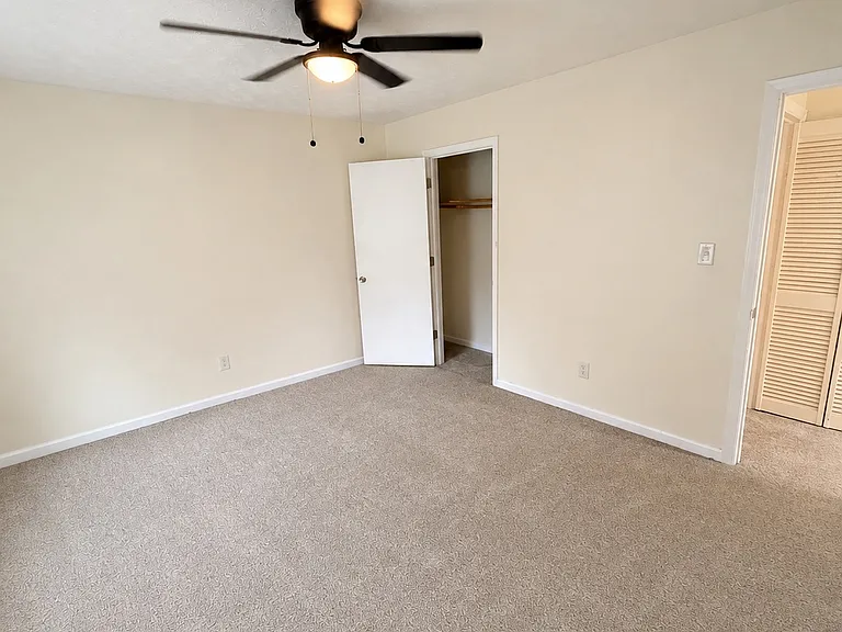5160 Scarbrough Ln — Photo 6