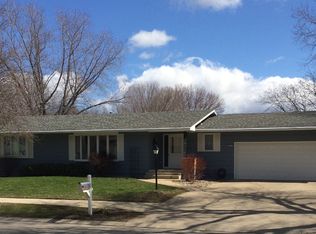 1201 Prairie Ave, Faribault, MN 55021