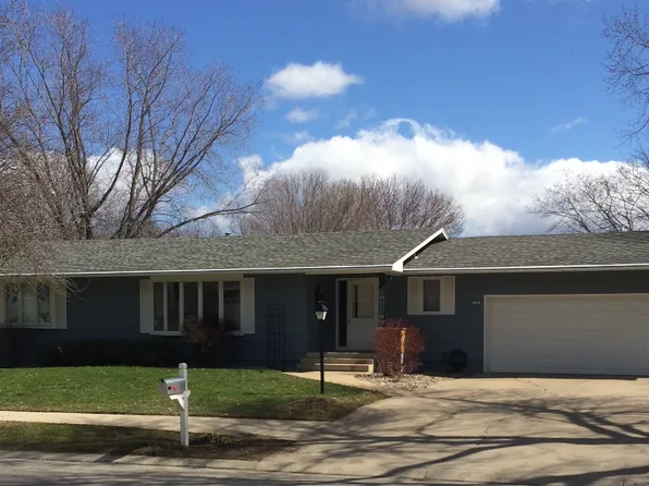 1201 Prairie Ave, Faribault, MN 55021