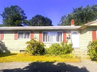 52 Goodrich Ave, Warwick, RI 02886
